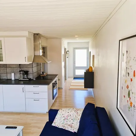 Emira - 50m From The Sea By Interhome *