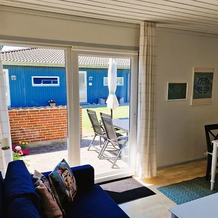 Emira - 50m From The Sea By Interhome Lejlighed *